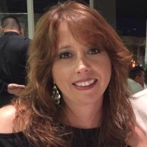 Meet your Posher, Claudia